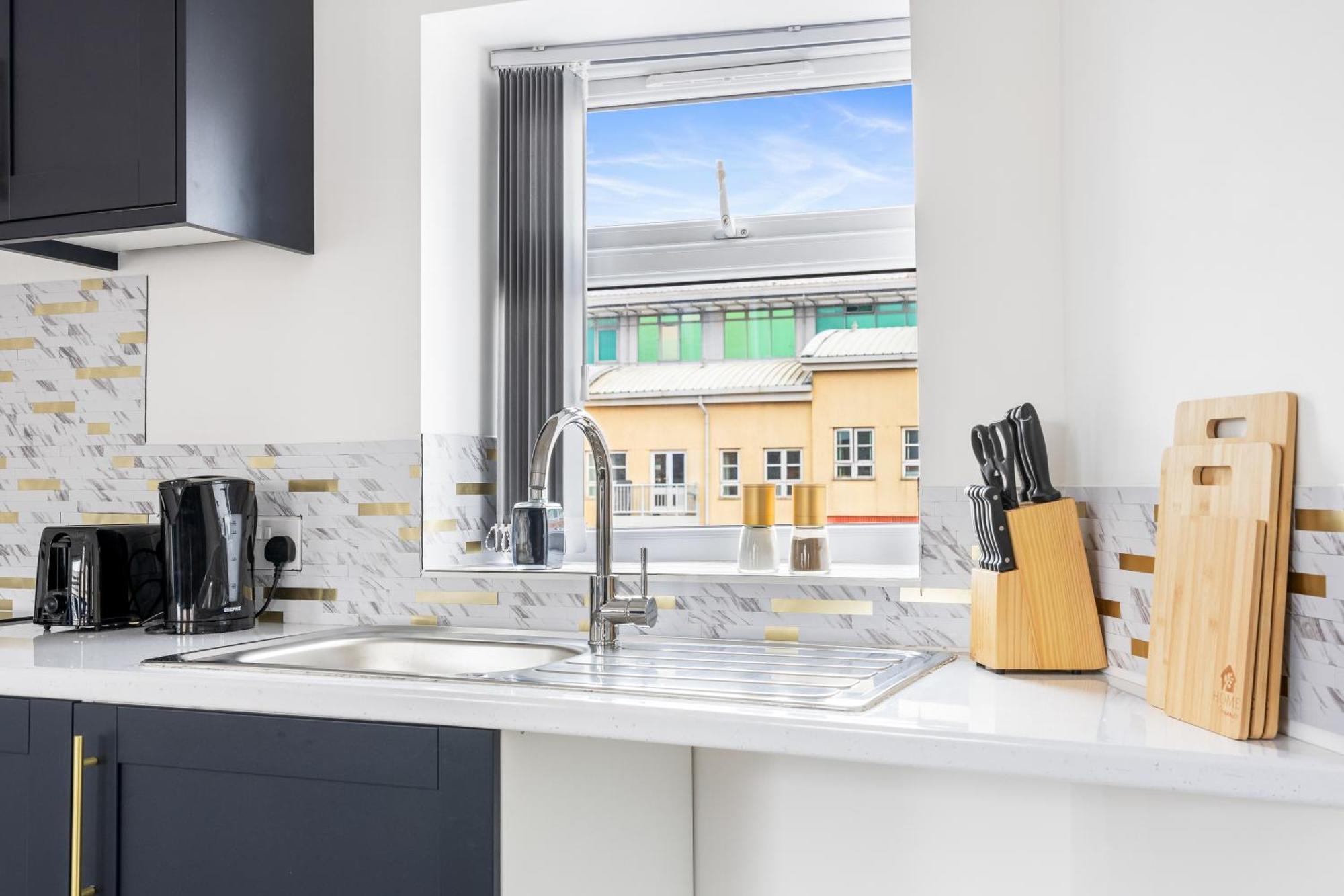 Boutique Family Apartment In Jewellery Quarter For 6 Бирмингем Экстерьер фото